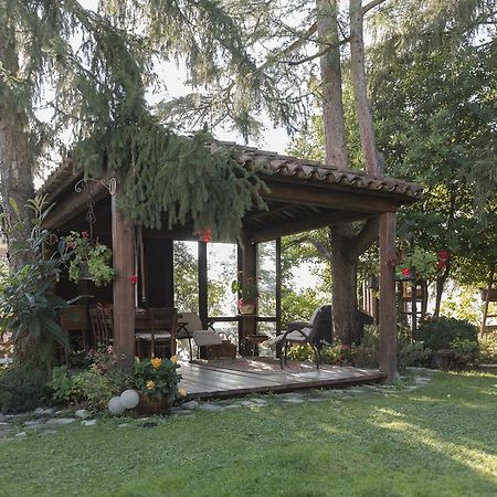 Casa Giuliana Hostal Calosso Exterior foto