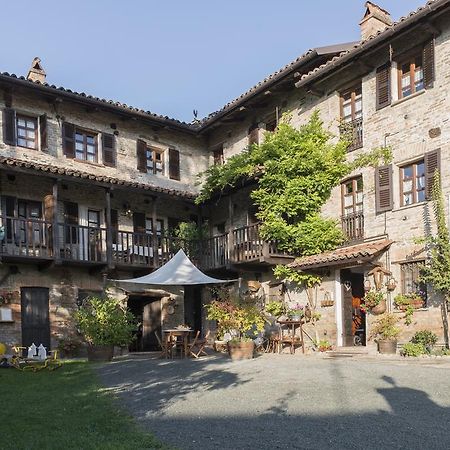 Casa Giuliana Hostal Calosso Exterior foto
