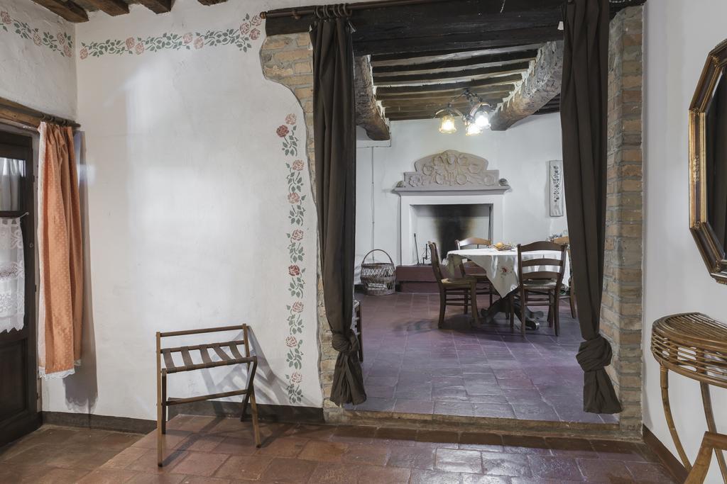 Casa Giuliana Hostal Calosso Exterior foto